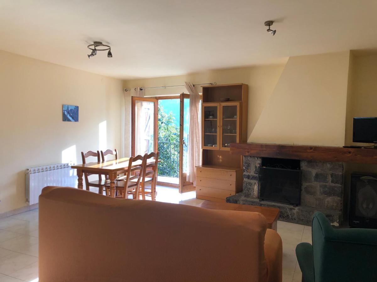 Apartaments El Tarter 에리야바 외부 사진